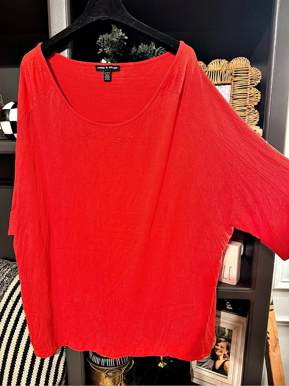 cable & gauge Red Wide-Sleeve Tunic Size XL Like New